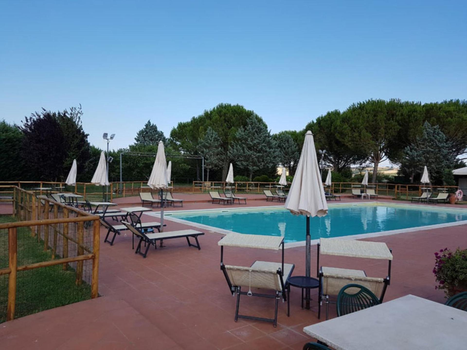 I Chiari Guest House Acquaviva  Bagian luar foto